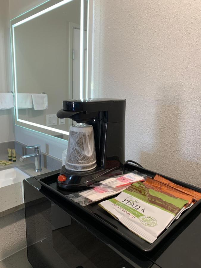 Mojave Inn Victorville Bagian luar foto