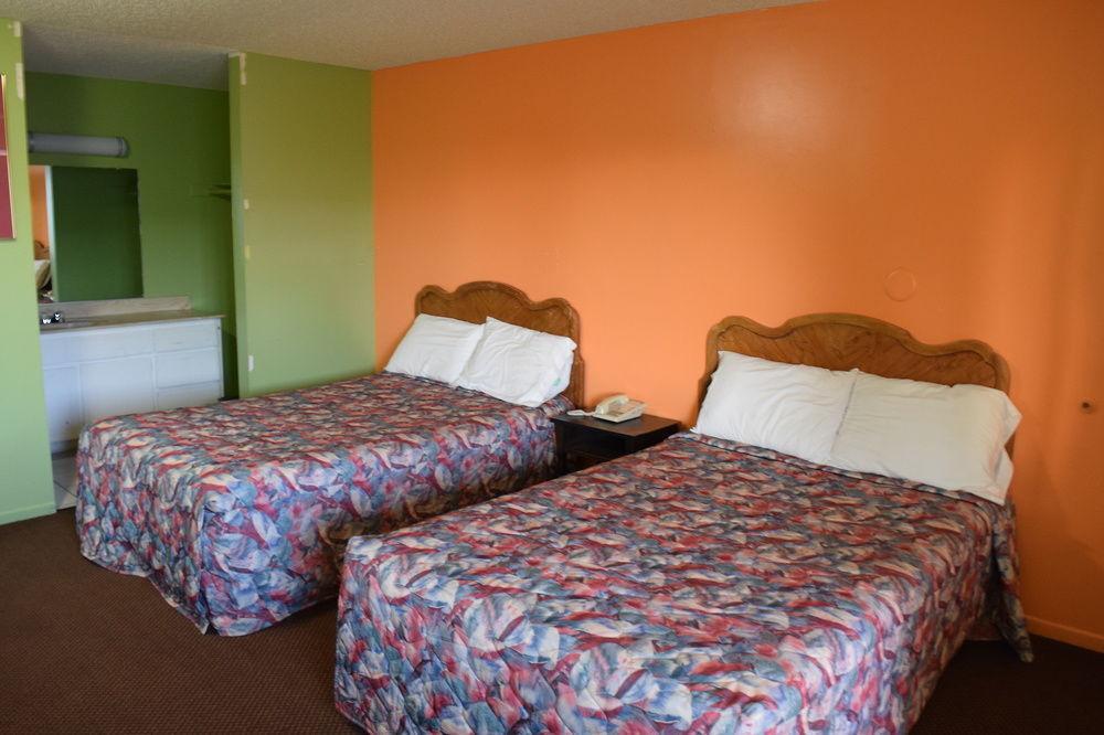Mojave Inn Victorville Bagian luar foto